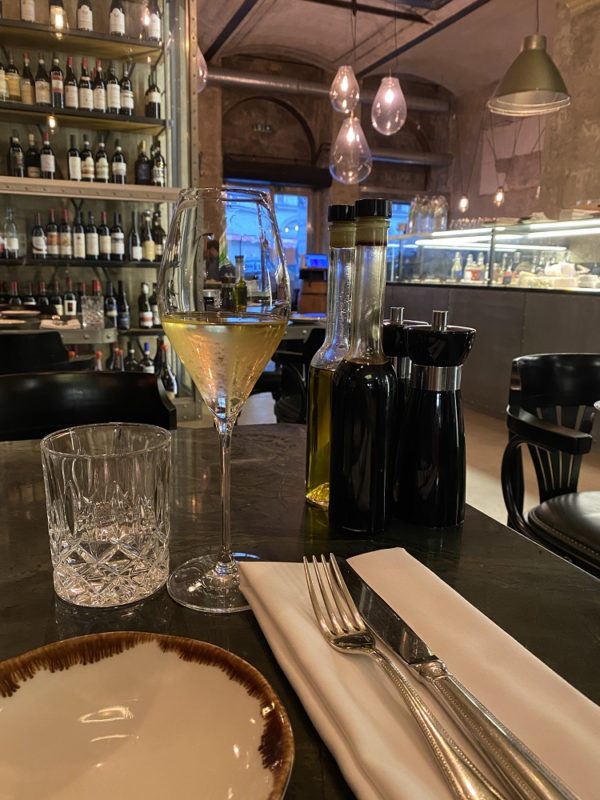 Où manger à Prague ? Mes 4 coups de cœur gourmands Ju on the road